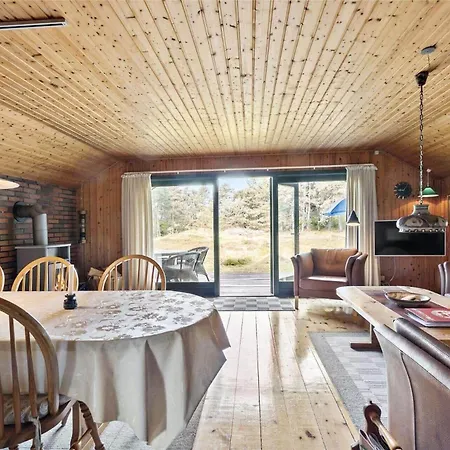 1302-aakirkeby-sjostauan-14 Vester Somarken