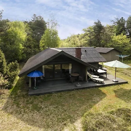 בית נופש 1302-aakirkeby-sjostauan-14 Vester Somarken